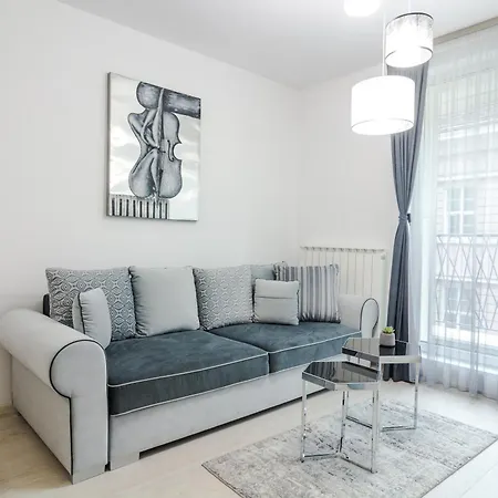 Paris Luxury Centre 2bdr W Work Desk And Wifi Near Nevsky Cathedral Σόφια